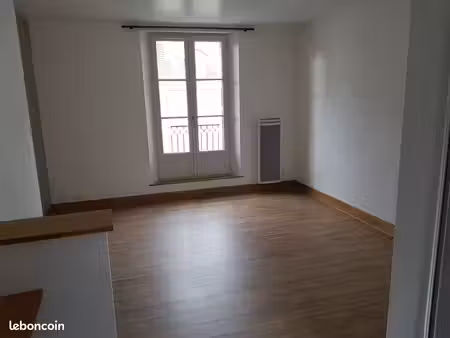 location studio centre ville