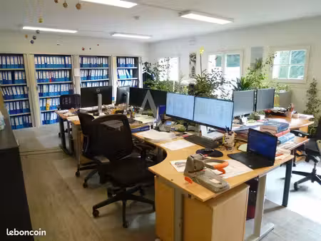 bureaux 141 m² poissy