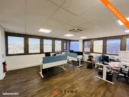 bureaux 97 m² poissy