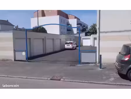 garage à louer