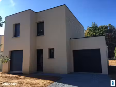 maison 4 pièces 96 m²