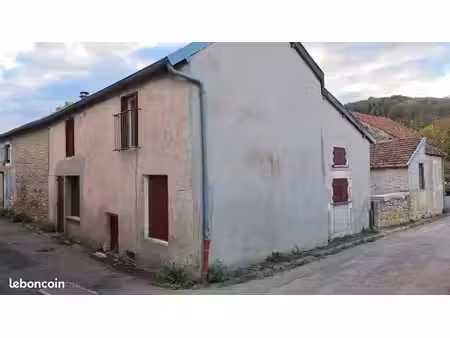 particulier loue petite maison f5 - loyer : 460 00 euros/mois à rimaucourt (52)