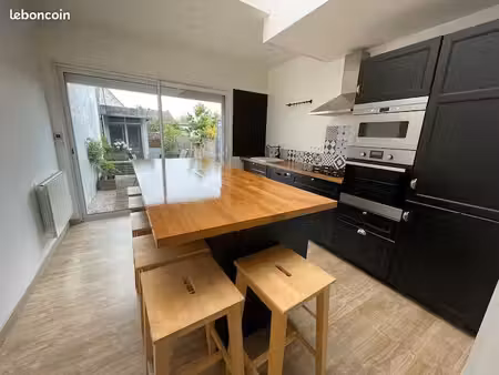 jolie maison avec jardin