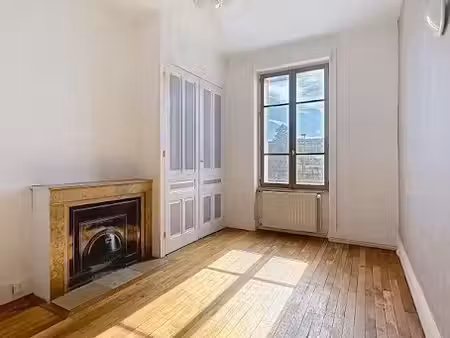 location appartement 2 pièces 46 m² à villeurbanne (69100)  800 €