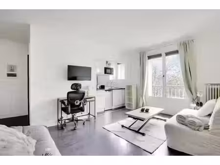 location meublée appartement 1 pièce 25 m² à paris 16ème (75016)  1 790 €
