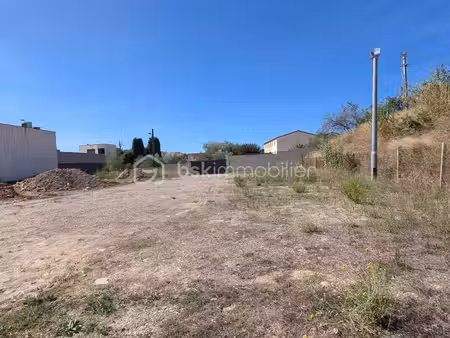 terrain constructible neuf à vendre