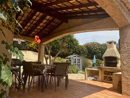 maison carros 4 pièce(s)  sur terrain de 1300m2