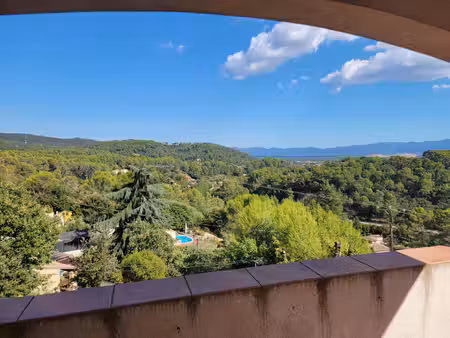 le luc : villa de 133m2 2 appartements