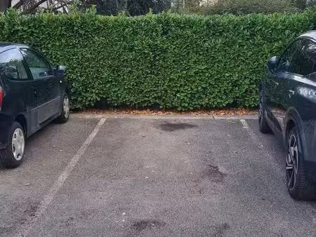 parking à louer