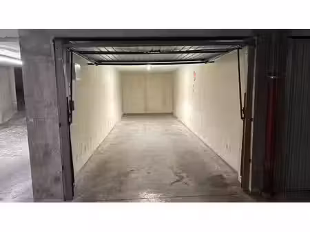 parking à louer