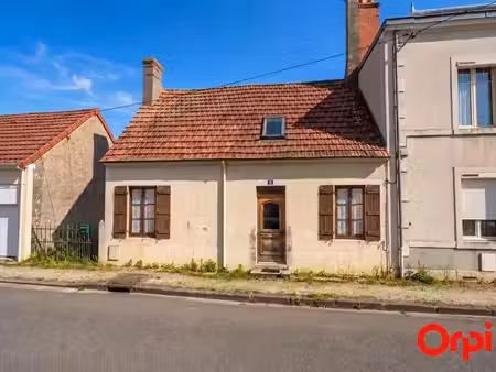 vente maison 4 pièces 77 m² à sancoins (18600)  30 000 €