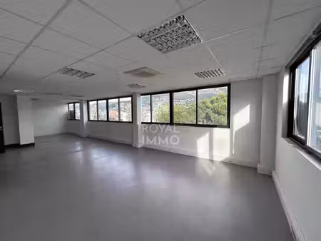 la valette du var - bureaux de 165m2 en zone d'activité