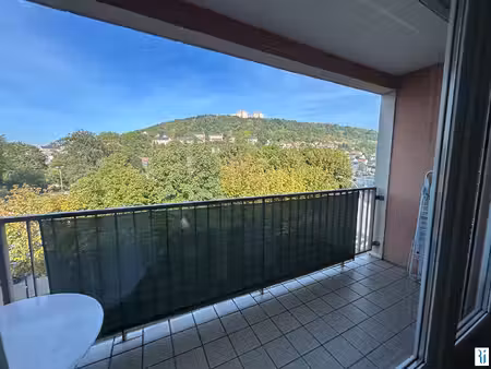 a vendre appartement f3 darnétal avec balcon  garage et cave.