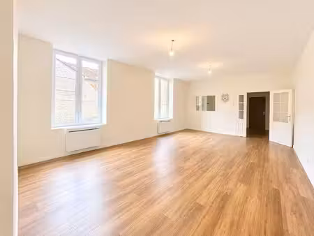appartement sedan 5 pièce(s) 95.95 m2