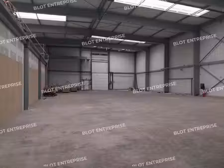 vente local d’activités theix 56450 3352m²