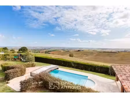 familiale avec piscine et pool house proche de beaumont de lomagne
