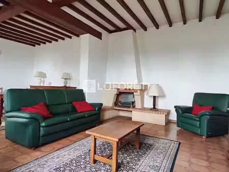 maison genissac t6 à louer