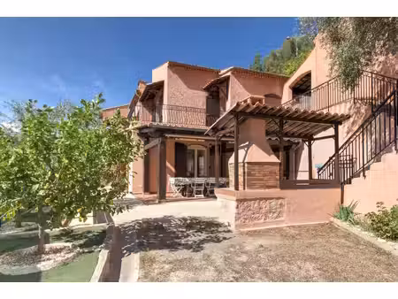 charmante maison mitoyenne 4 pièces à nice  94 m²