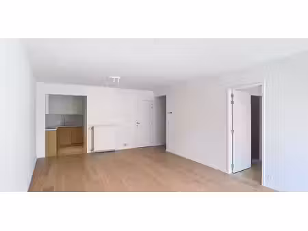 appartement à louer à heist pour € 890 avec 2 chambres à coucher