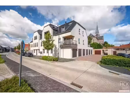 kruishoutem - zeer lichtrijk en ruim 1 slpk-app + mooi te...
