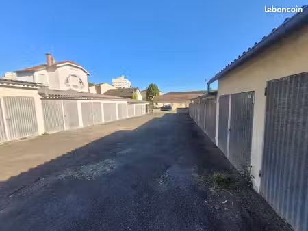 limoges proche hôpitaux ensemble de 24 garages loués