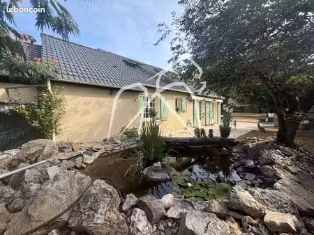 maison 5 pièces 137 m²