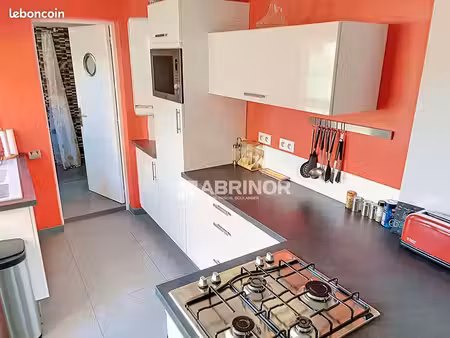 maison 4 pièces 70 m²