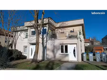 location f2 - boulay centre