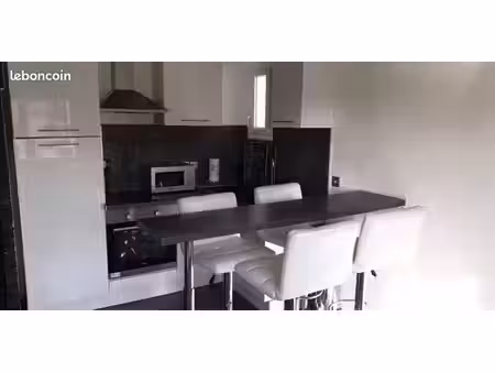 appartement en location meublée à l’année t2