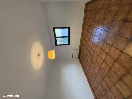 appartement t2 à ris orangis (91) pour étudiant