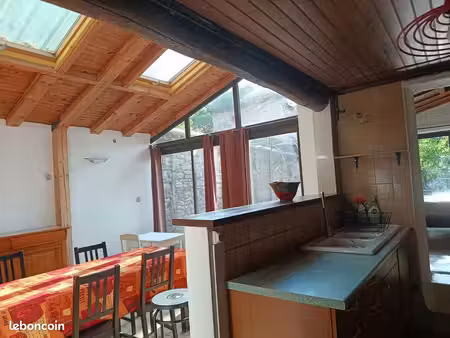 appartement charmant avec jardin et puits
