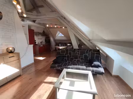 t3 meublé – hyper centre – 92 m² au sol – sans frais d’agence