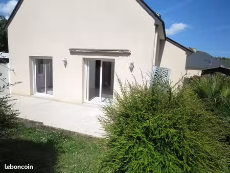 maison t6 située à moins de 3mns à pied de la gare sncf ligne rennes/ st malo
