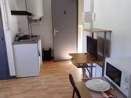 studio 1 pièce 19 m²