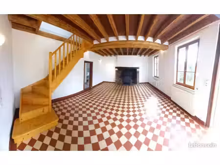location maison t3/f3 avec jardin