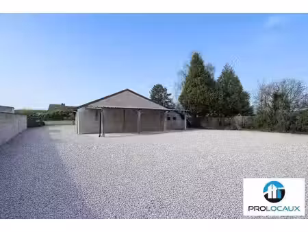 local d'activités à louer