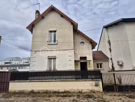 maison - 4 piéces - 95 m²