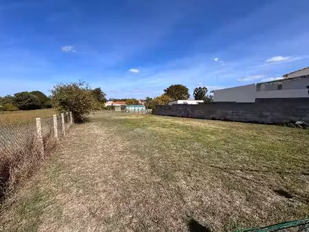 terrain arvert 398 m2