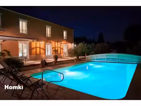maison/villa t9 de 290 m² à rochefort-du-gard 30650