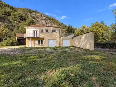 vente maison 6 pièces 160 m² à saint-barthélemy-de-vals (26240)  192 000 €