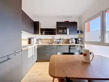 carrieres-sous-poissy – t3 pièces en duplex balcon et parking – résidence récente de 2023