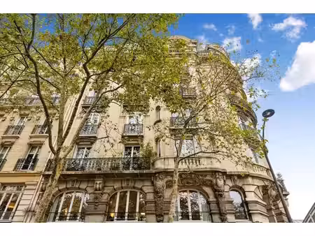 location bureaux 148m²