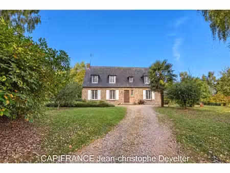 propriete à vendre 7 pièces proche de mayenne (53) sur terrain de 2 3 hectares