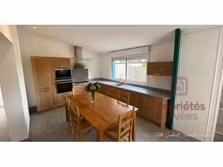 maison pabu 6 pièce(s) 104 m2