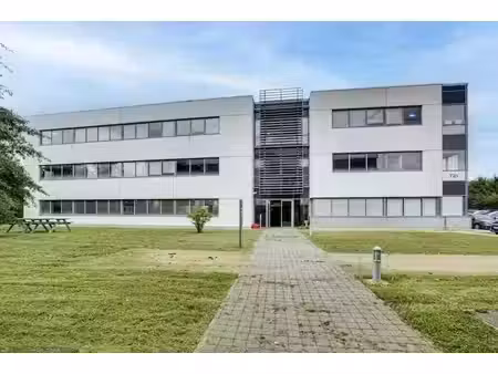 vente bureaux 200m² à 827m²