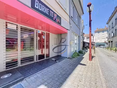 vente commerce 155m²