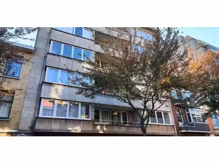 box à louer à schaerbeek pour € 160