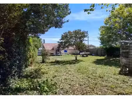 location maison 3 pièces à bégadan (33340)  695 €