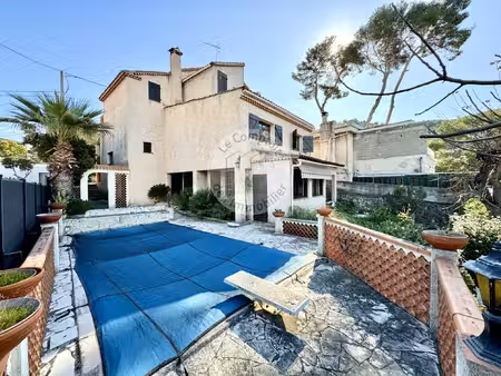 redon: maison familiale avec piscine et appartement indépend