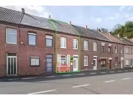 maison en bon état général avec jardin.